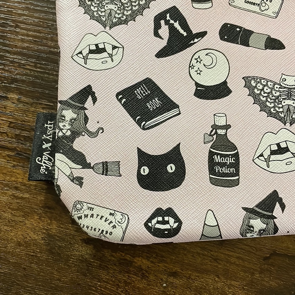 Ipsy‎ Cosmetic Case * 7" x 5" * Pink with black pattern HALLOWEEN - Picture 6 of 8